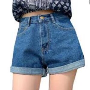 𝅺WOMENS Denim Bermuda Shorts!